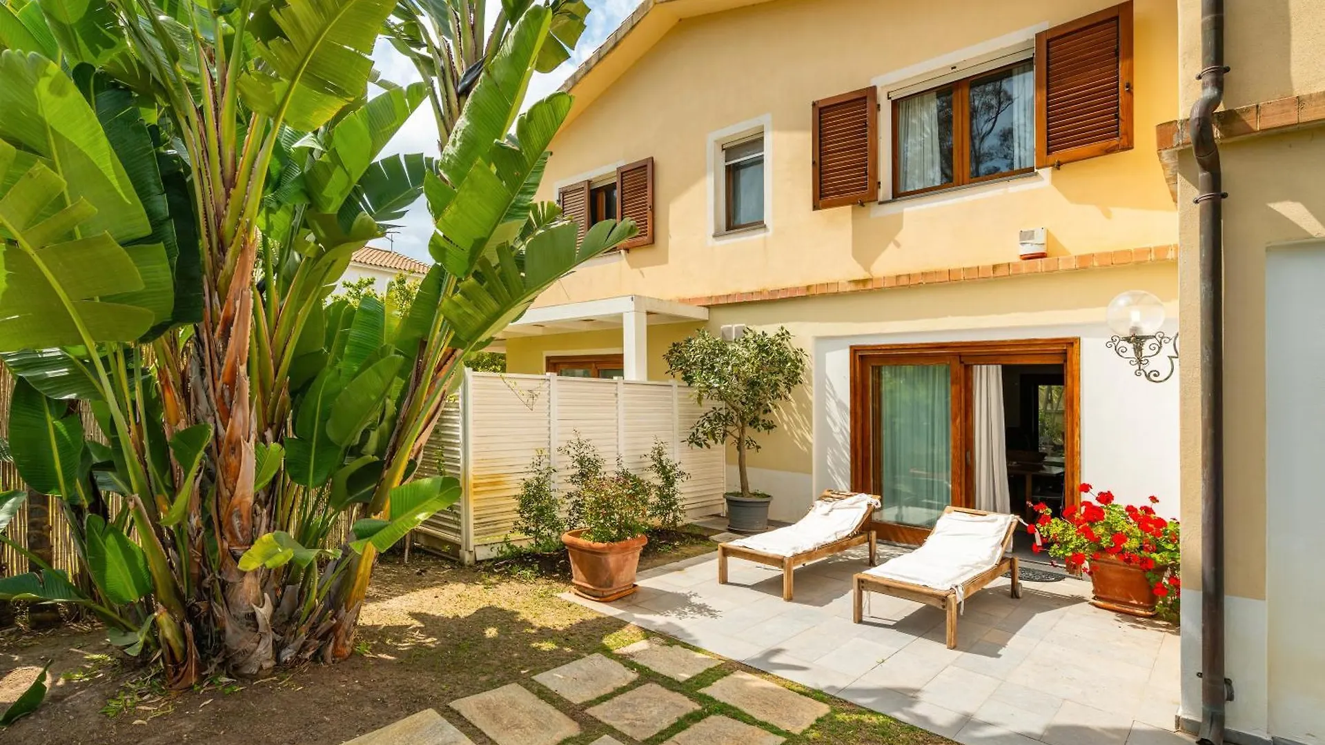 Casa Peppina Villa Sulla Spiaggia Pula Holiday home