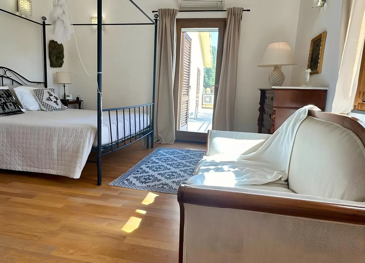 Casa Peppina Villa Sulla Spiaggia Pula Italy